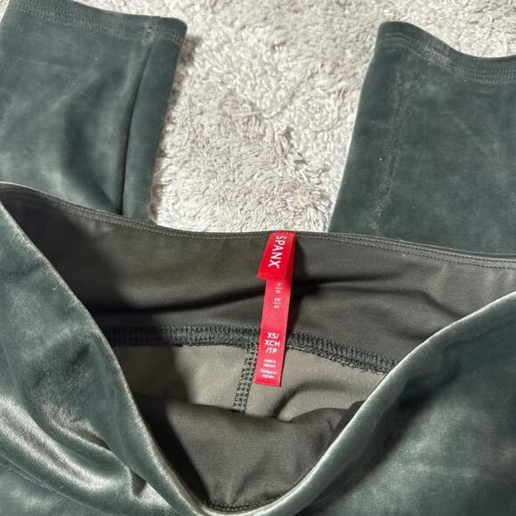 SPANX Velvet Legging - Picture 3 of 4